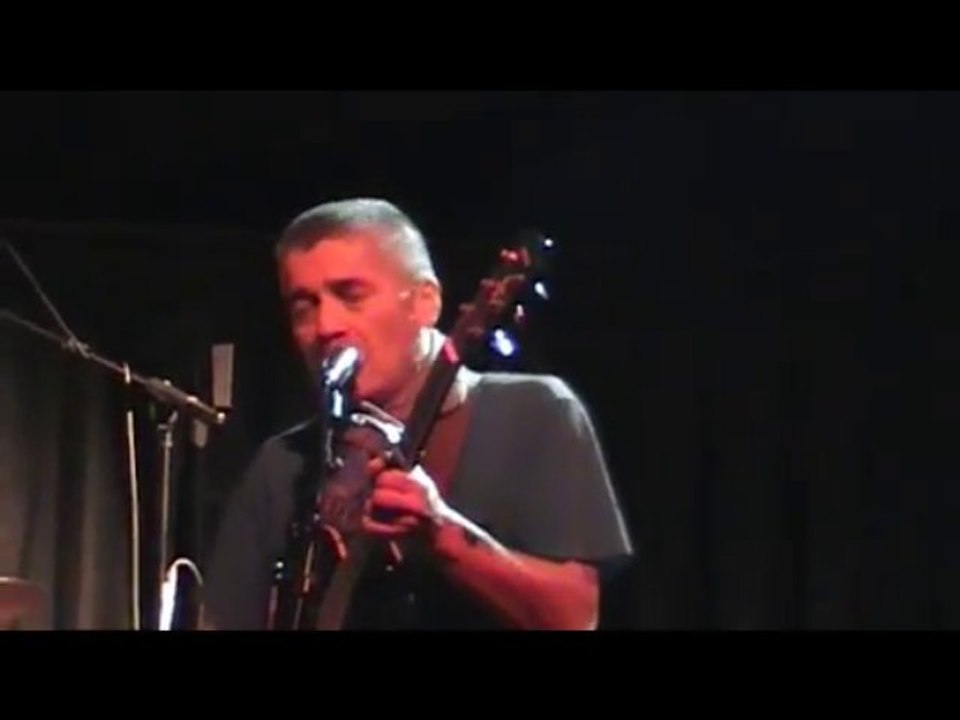 La Souris Déglinguée, en duo acoustique, au centre A. Malraux, à Rouen, 12  oct. 2013.