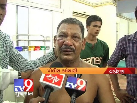 Raid by cops, Slaughter house caretaker sparks violence, Vadodara - Tv9 Gujarat