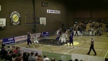Cheshire Phoenix (BLUE)  vs. Manchester Giants (WHITE) 3rd quarter - BBL 2013
