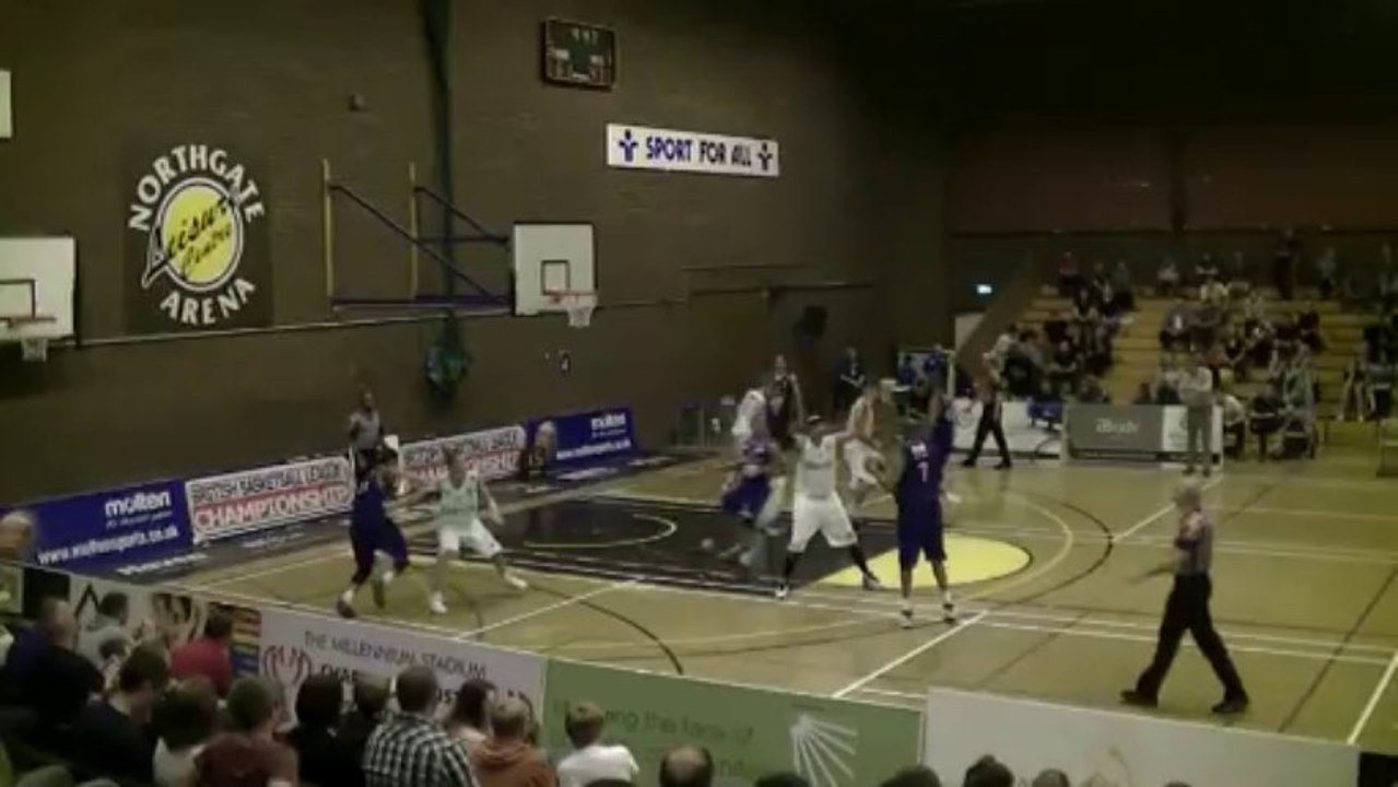 Cheshire Phoenix (BLUE)  vs. Manchester Giants (WHITE) 3rd quarter - BBL 2013