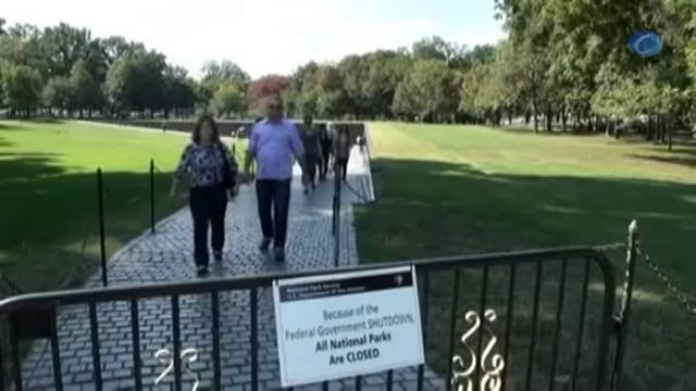 El Senado de EE.UU. alcanza un acuerdo para elevar el techo de la deuda y reabrir el Gobierno
