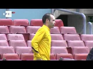 Barcelona go to London with Keita fit, Iniesta remembers 2009 semifinal