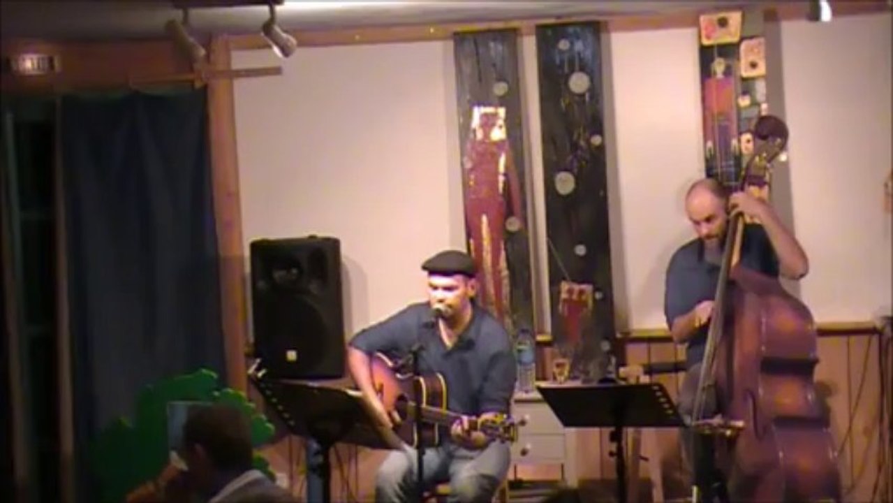 Je me suis fait tout petit (G. Brassens)