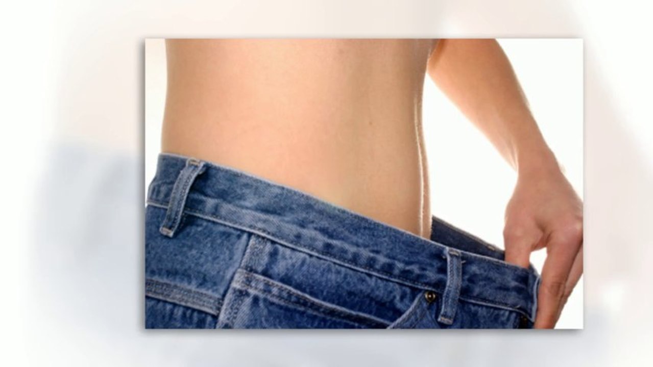 Liposuction vs. Tummy Tuck - See the Difference