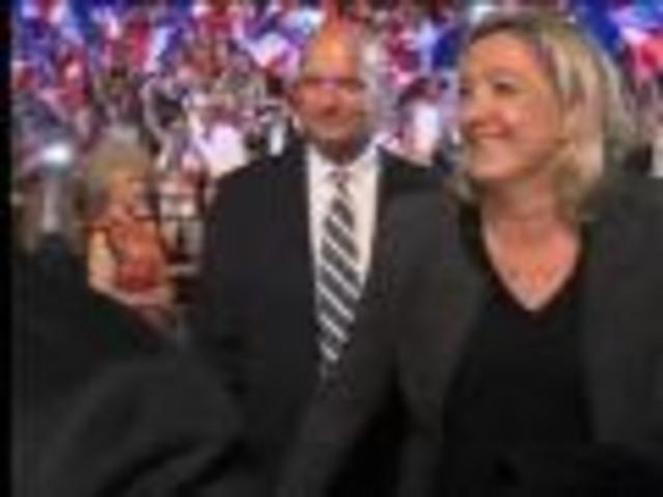 Marine Le Pen, "meilleur opposant à François Hollande" selon un sondage BFMTV - 17/10