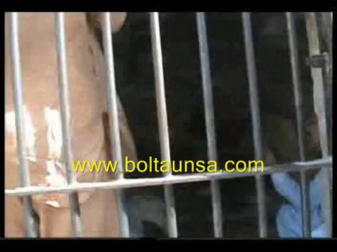 دو بہنوں کے ساتھ زیادتی کرنے والے ایس ایچ او کی تھانے میں