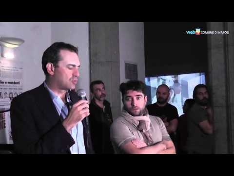 Napoli - Giulio Cavalli si esibisce al Pan dopo le minacce (16.10.13)