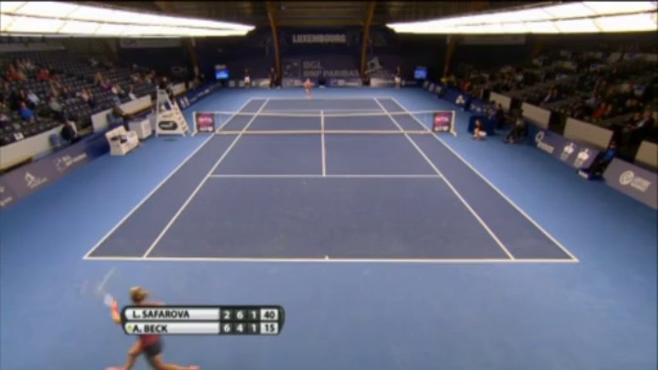 Luxemburg: Annika Becks 3-Satz-Thriller gegen Safarova