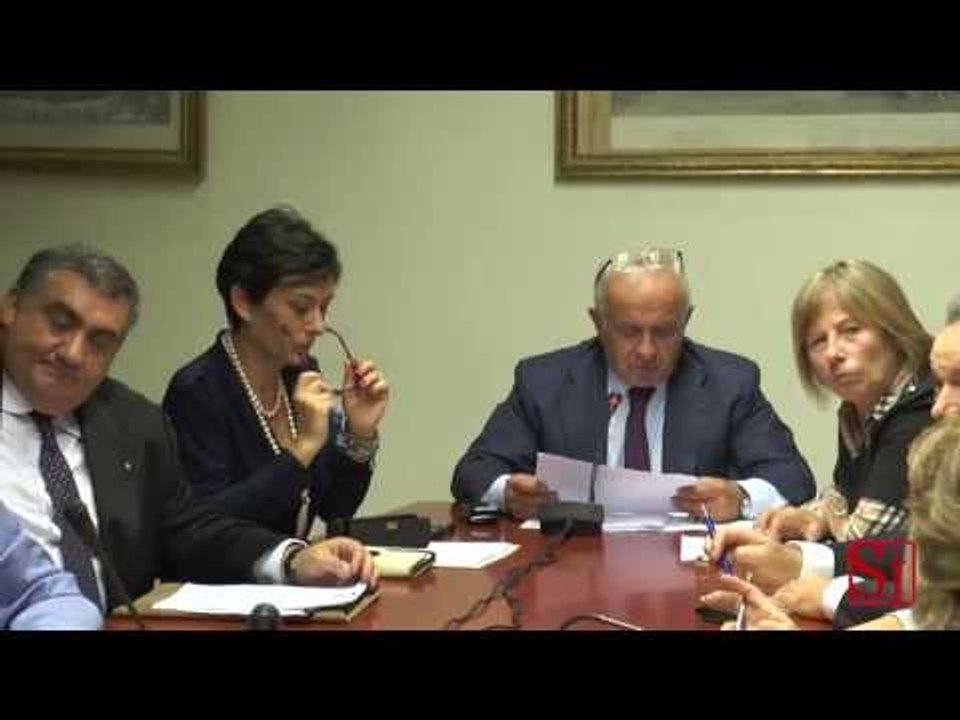Napoli - Terra dei Fuochi, marchio di qualità per salvaguardare aziende sane -1- (16.10.13)