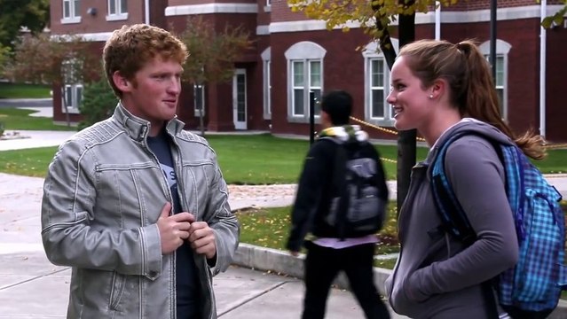 Magician wants a kiss : Pink Shirt Kissing Prank