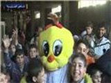 فرحة أطفال سوريا بالعيد بالحارات والأقبية خشية القصف