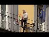 Italian sets himself on fire and jumps from Ercolano's mayor's house