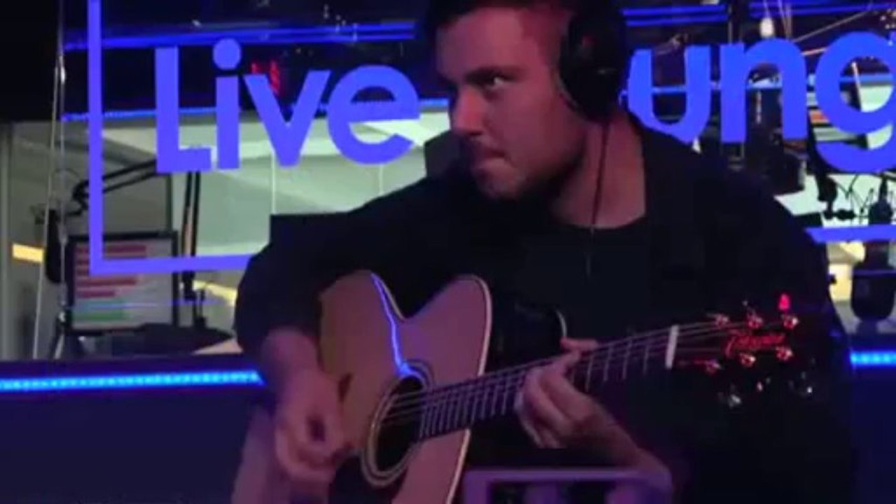 Mallory Knox - Try (Live Lounge)