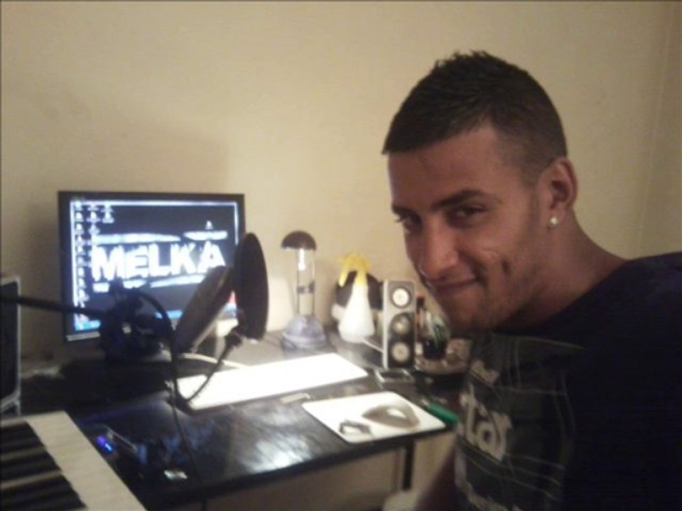 MELKA PROD  Ft Rafyo- On N'est La  (2011)