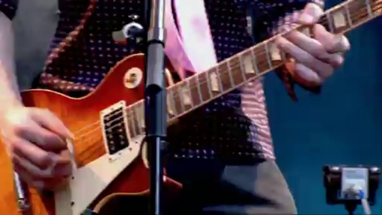 INDOCHINE - PUNKER - STADE DE FRANCE 2010