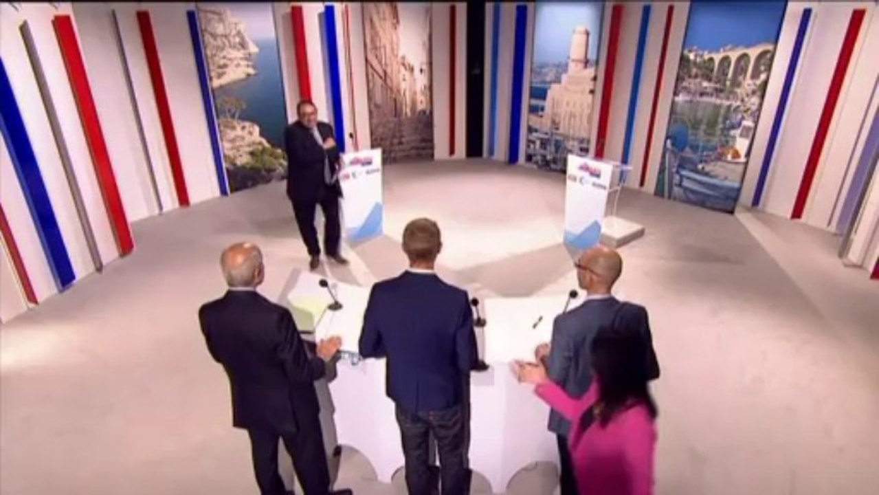 Ambiance tendue chez les socialistes marseillais lors du débat des primaires