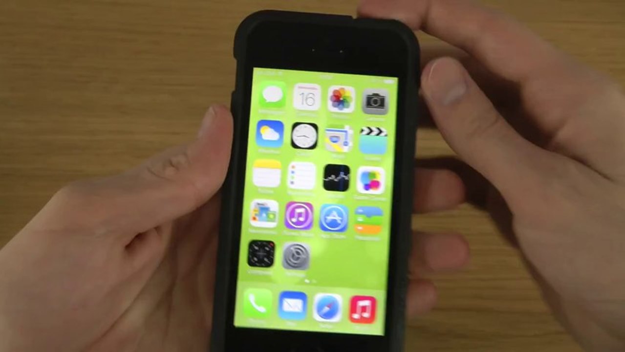 iPhone 5S Spigen Tough Armor Champagne Gold Case Review