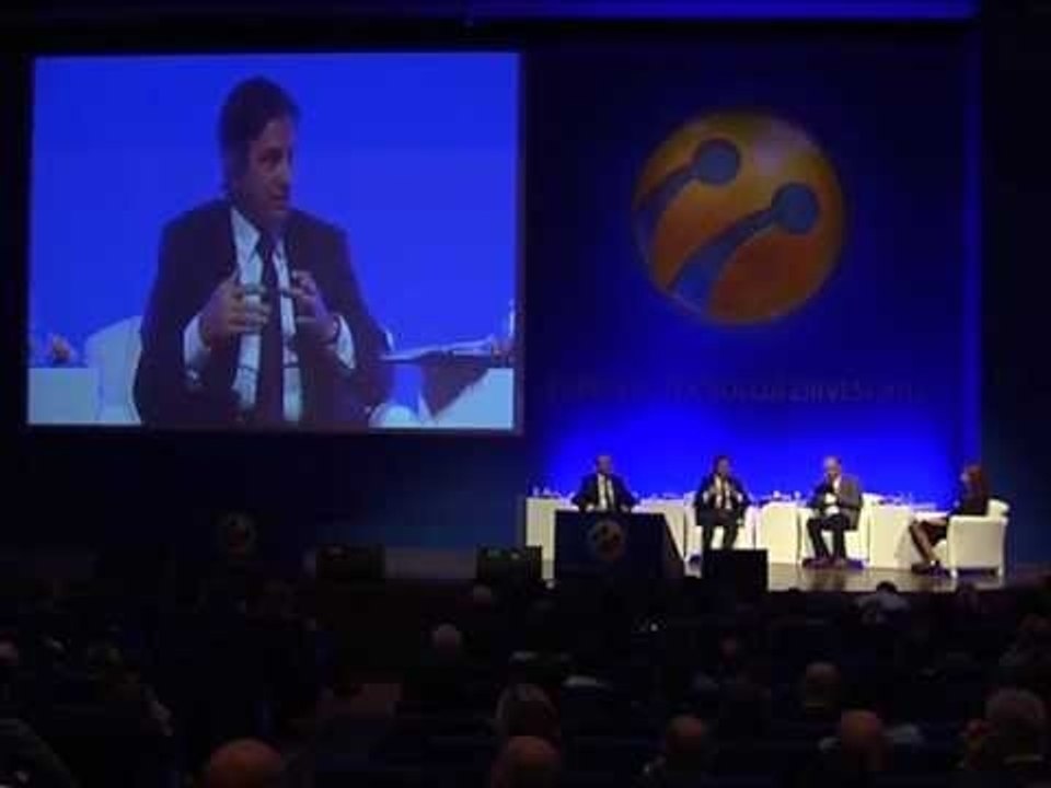 Turkcell Teknoloji Zirvesi 2012 - Teknolojiyle...