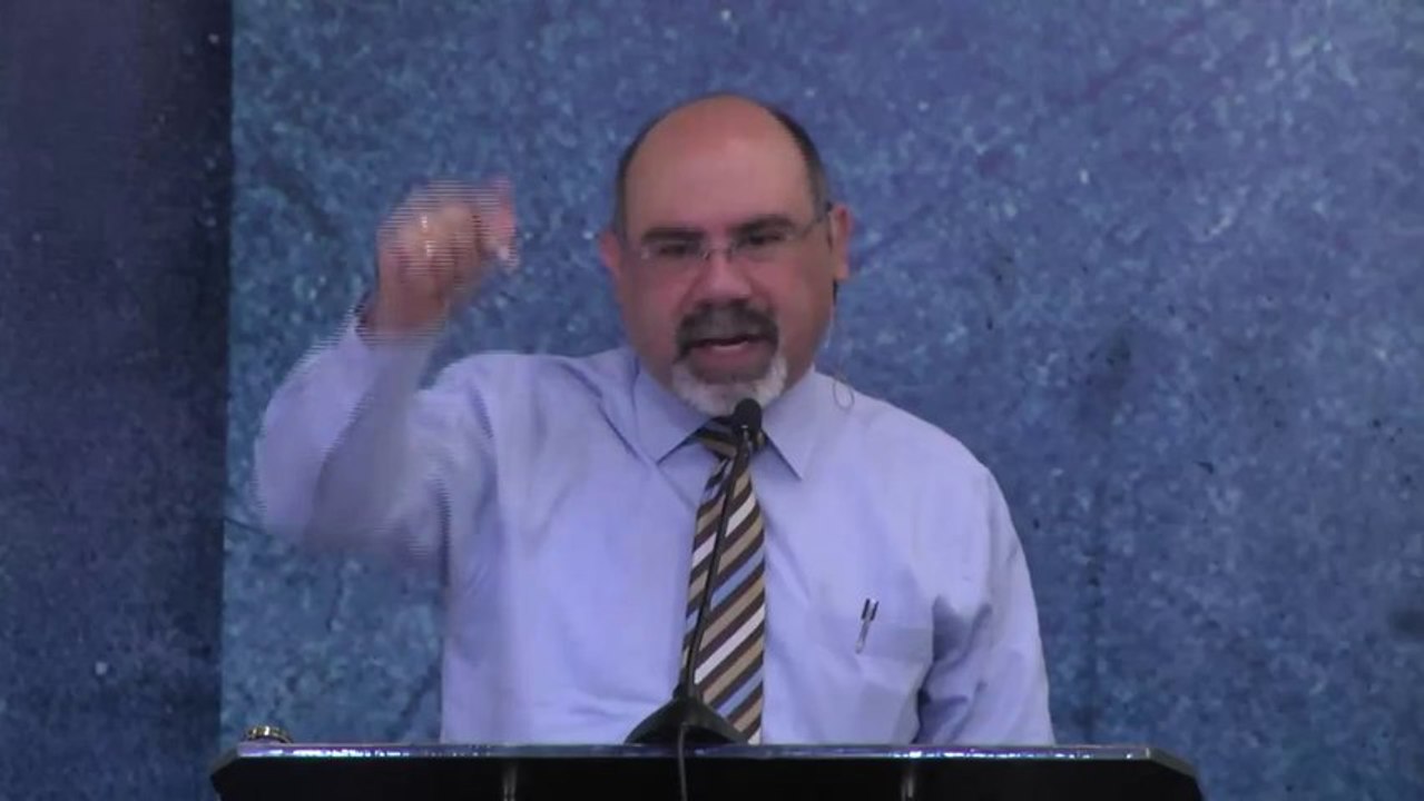 Todo tiene su tiempo - Pastor Sugel Michelén