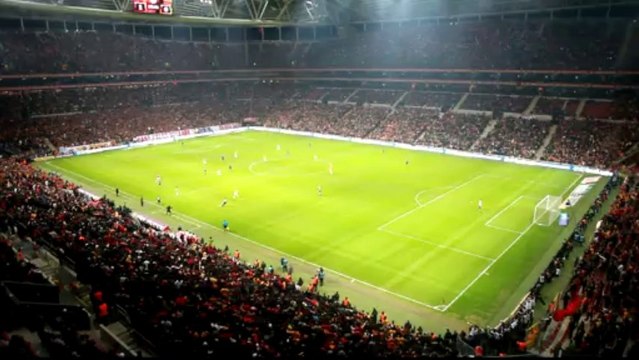 Galatasaray - Beşiktaş Omuz Omuza