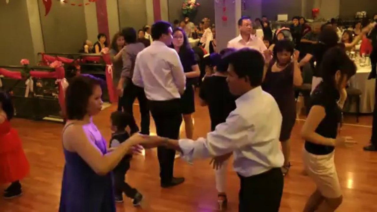 Soirée dansante khmer កេសរតន្ត្រី