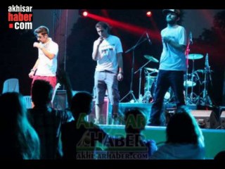 Feral ve Meşhrap'ın ortak parçası ''Kör Talih'' dinleyicileriyle buluştu