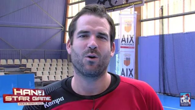 Hand Star Game - Aix-En-Proven- Yohann Ploquin défie les étrangers avec humour!