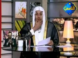 منتقبة لا تريد كشف وجهها في الحج فماذا تصنع ؟