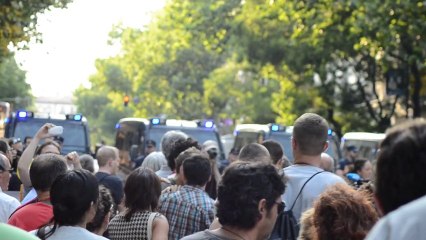 Manifestacion frente a Genova 13