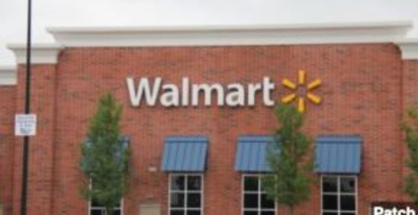 Walmart Employee Fired 'for Helping Assaulted Woman'