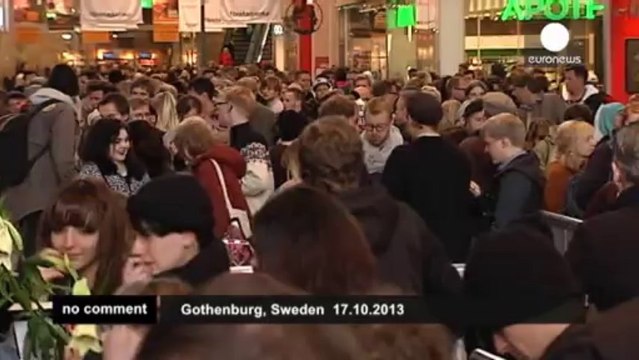 Sweden: Morrissey releases autobiography - no comment