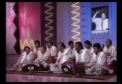 NUSRAT FATEH ALI KHAN - Manqabat - Badal Gayi Mere Dil Ki Duniya