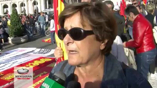 Corteo Cobas a Roma, disoccupati e immigrati insieme a San Giovanni