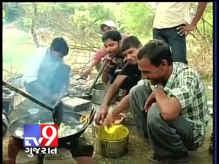 Descargar video: Modi takes a dig at Centre, Archaeologists dig for gold based on holy man's dream - Tv9 Gujarat