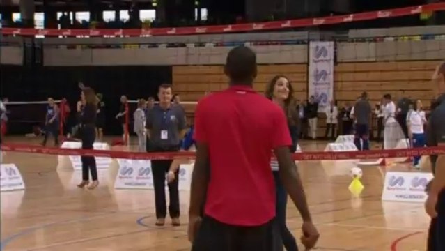 Duchess of Cambridge plays volleyball in wedges