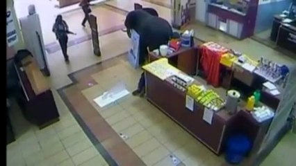 Attaque terroriste au Kenya : la panique filmée par les caméras de vidéosurveillance