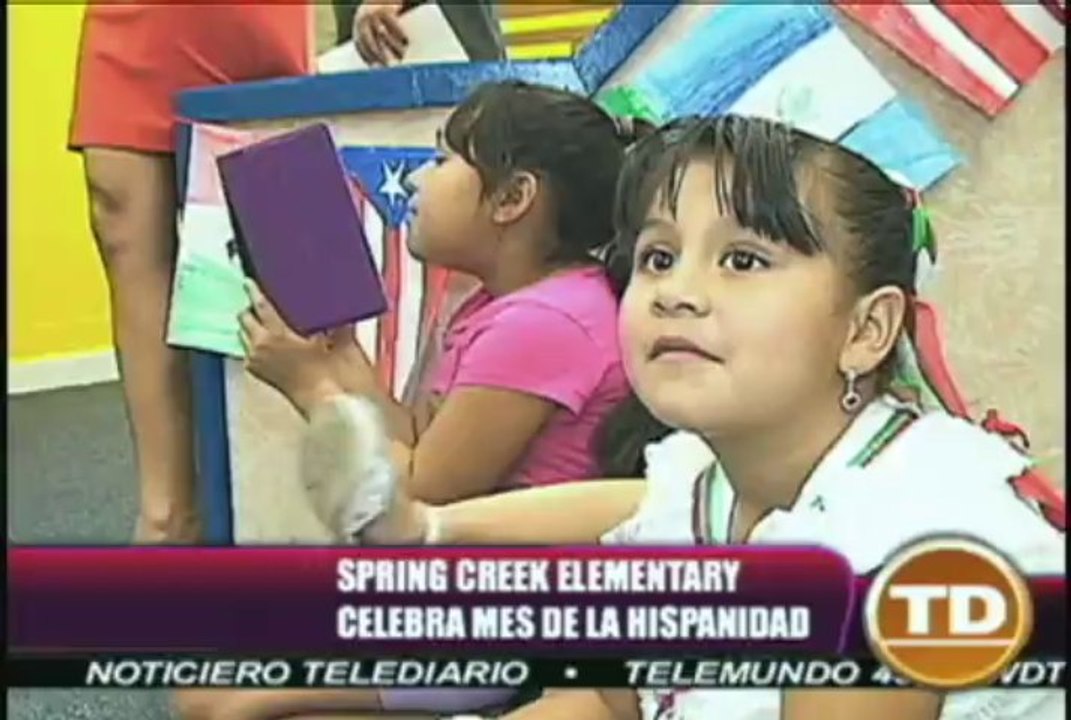 Lectura de Cuentos en Ingles y Español de Spring Creek Elementary School