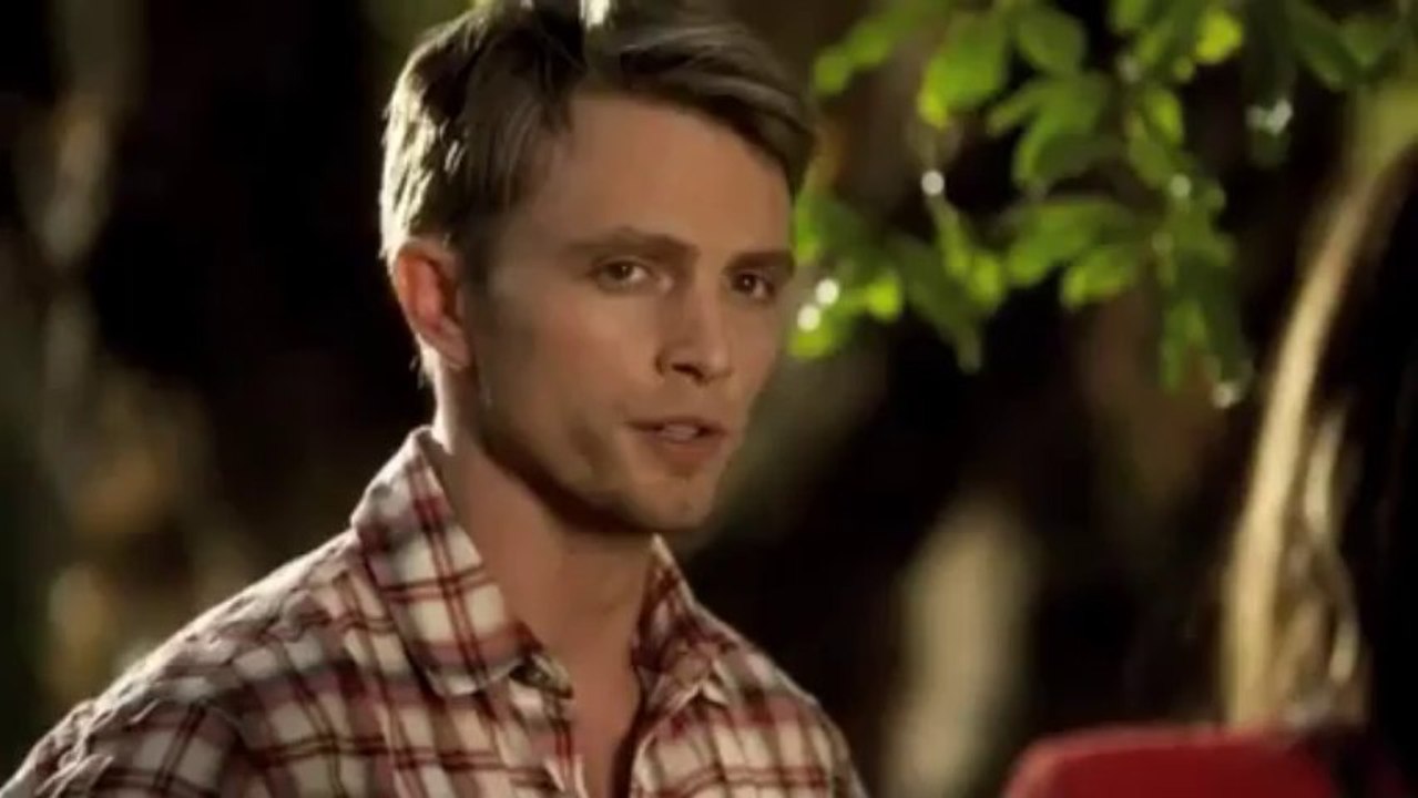 Zoe & Wade Scenes - 1x22 Part 1