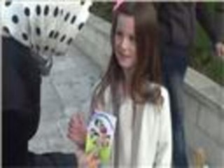 حملة بإسطنبول تحت شعار "أطفال سوريا أطفالكم"