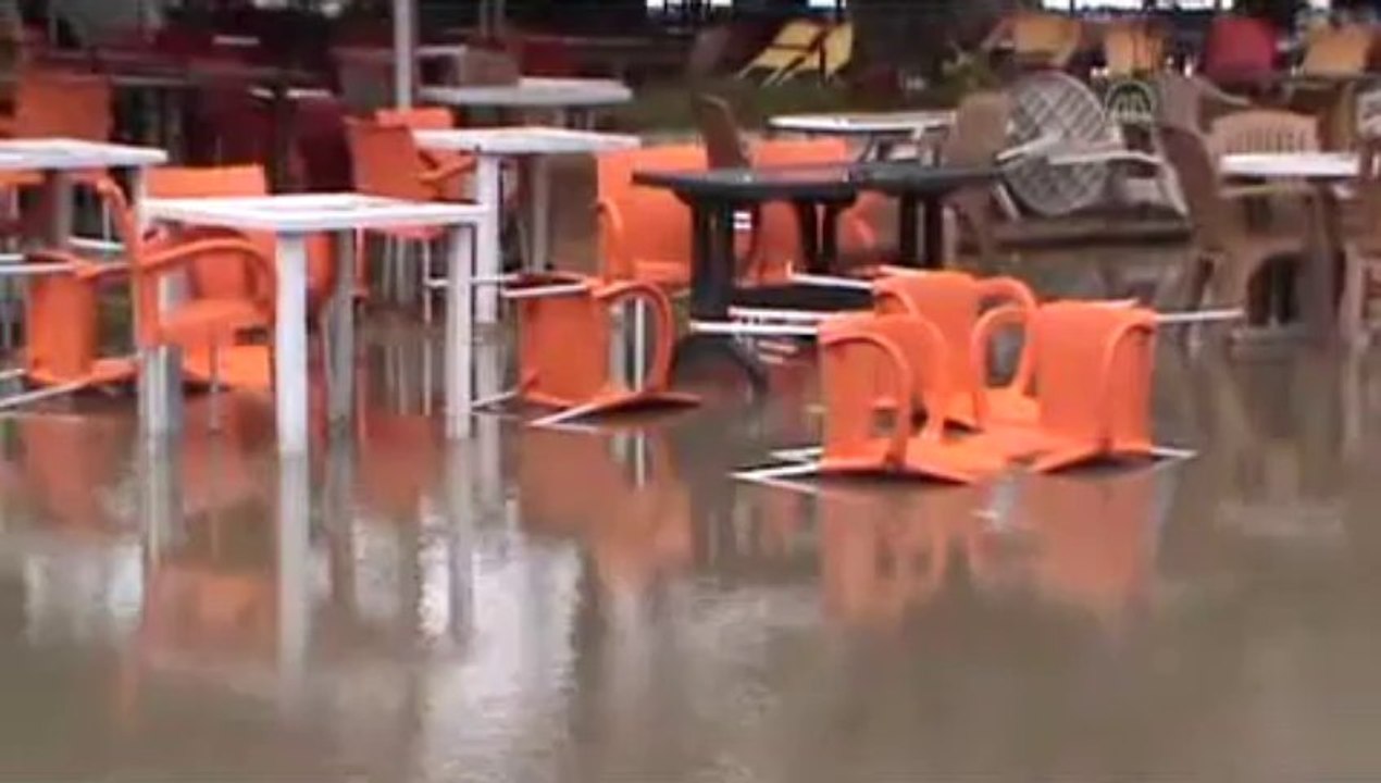 Kastamonu'da sağanak ve fırtına