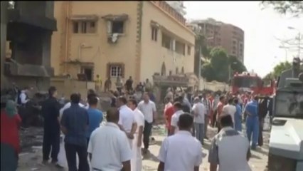 Egypte : attentat à la voiture piégée contre un bâtiment militaire