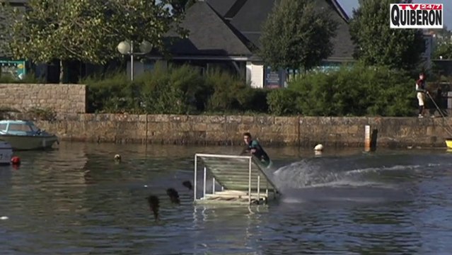 Carnac | Sauts chutes en Wakeboard - Carnac Télé
