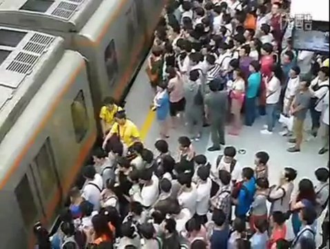 Vidéo hallucinante du métro chinois à Pekin