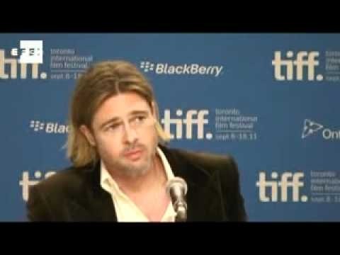 Brad Pitt premieres Moneyball Toronto Film Festival