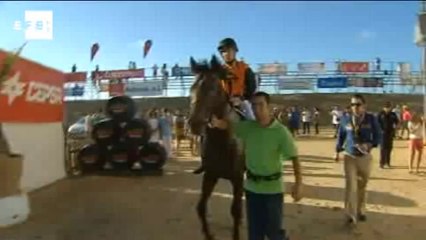 La playa de Sanlúcar Cádiz vuelve a convertirse en hipódromo improvisado