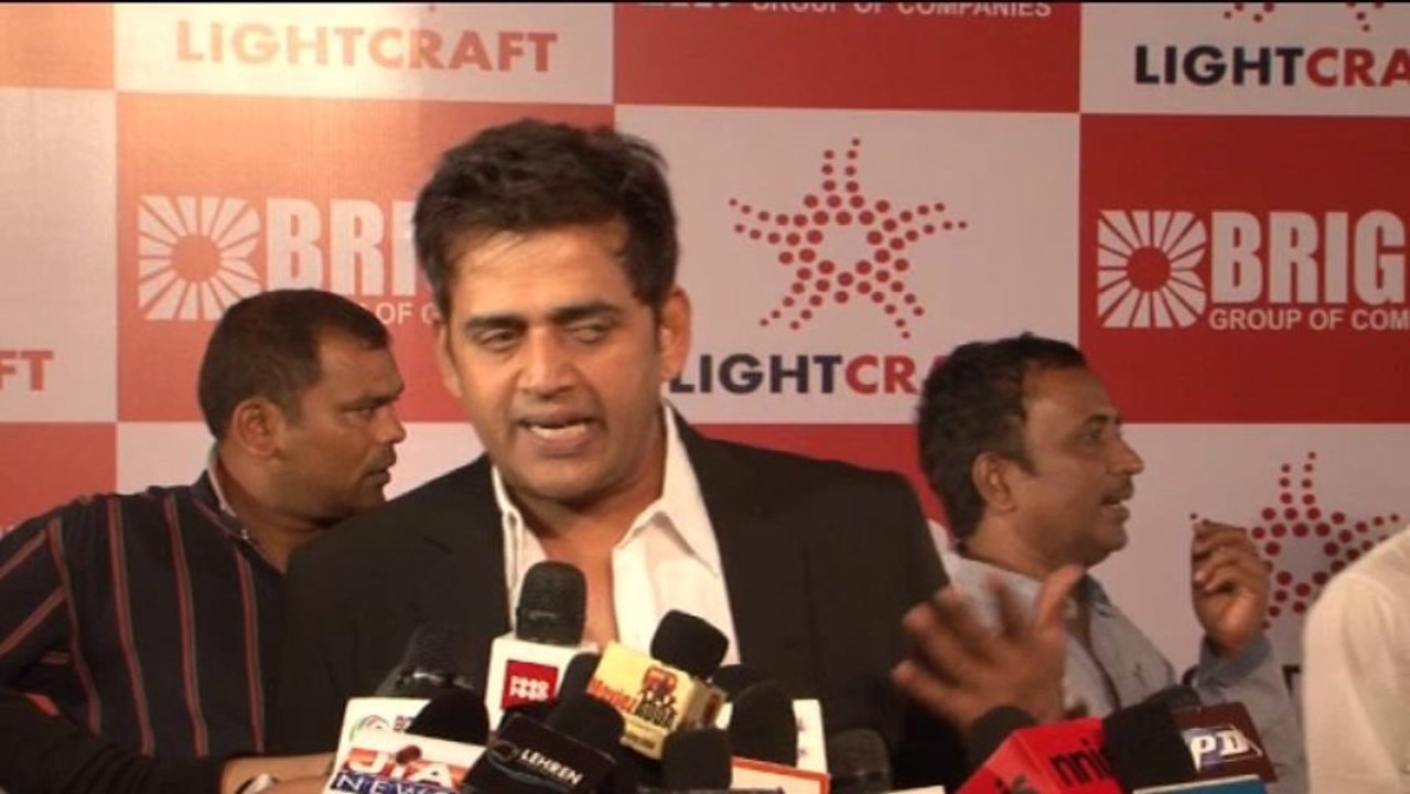 RAVI KISHAN JOIN YOGESH LAKHANI BIRTHDAY PARTY