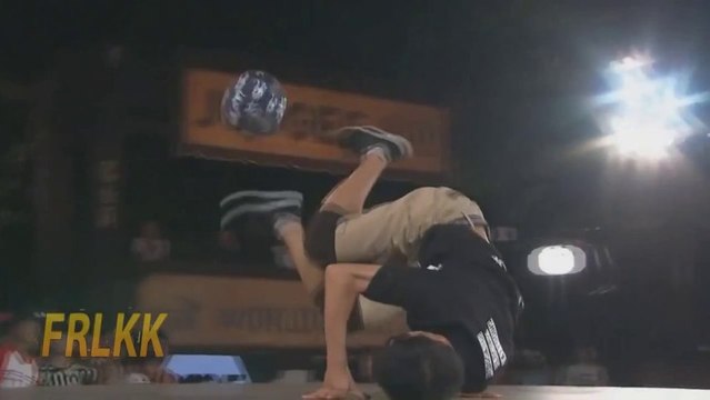 People Are Awesome - Des sportifs ultra talentueux : plongeon, foot accrobatique, natation, Parkour....