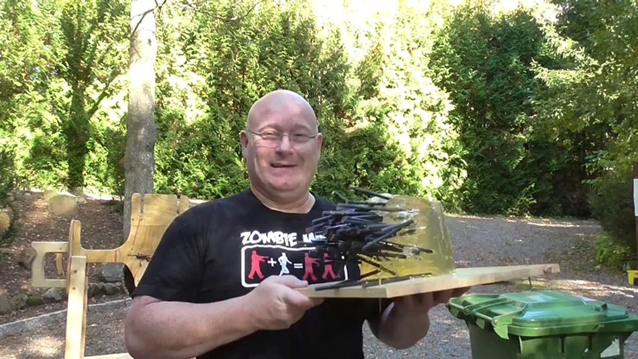 Une mitrailleuse automatique à Stylo! Enorme!