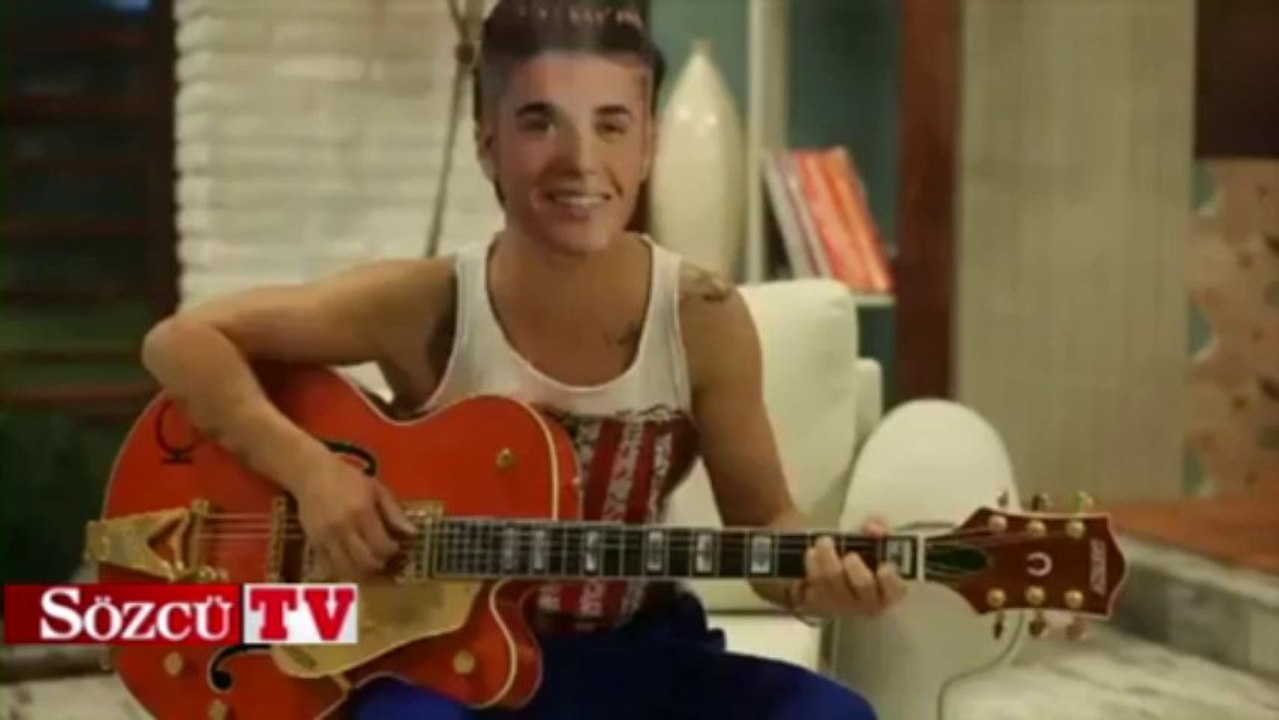 Justin Bieber hayranları Okan Bayülgen'e karşı!