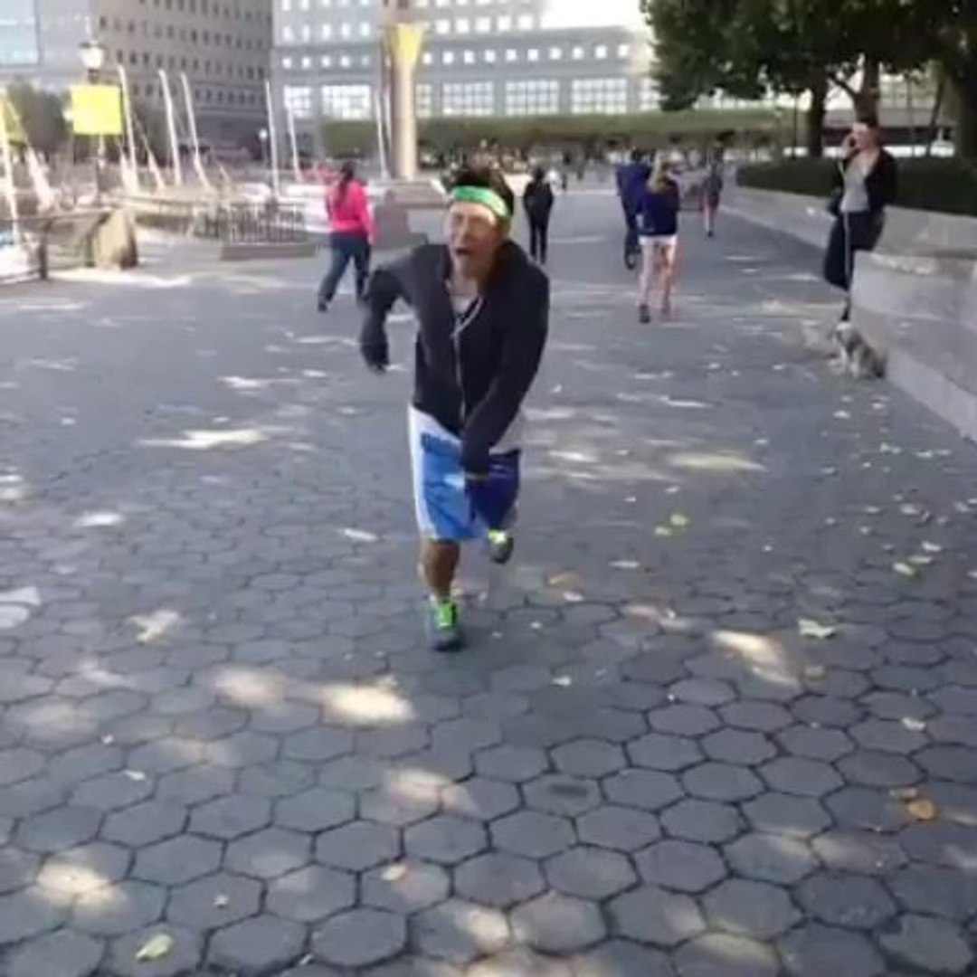 ⁣Running for exercise vs. Running for ice cream